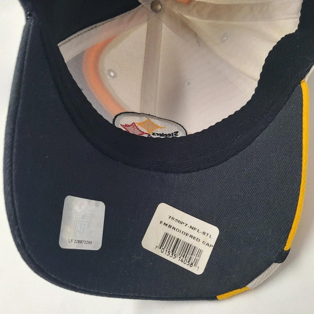 Pittsburgh Steelers Hat Fitted S-M NFL Team Apparel White Black Yellow Swirl Men